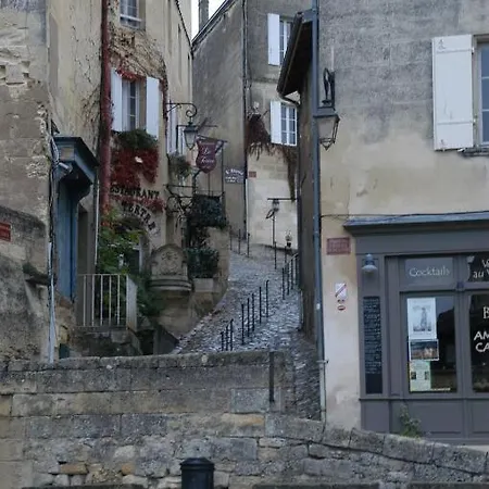 住宿加早餐酒店 La Maison Du Bourg 皮斯甘